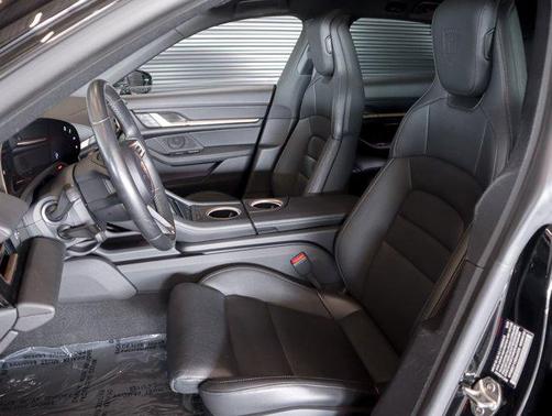 2024 Porsche Taycan 4S