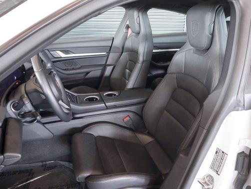 2024 Porsche Taycan RWD