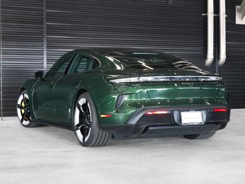 2025 Porsche Taycan Turbo S