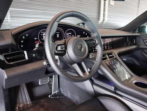 2025 Porsche Taycan Turbo S