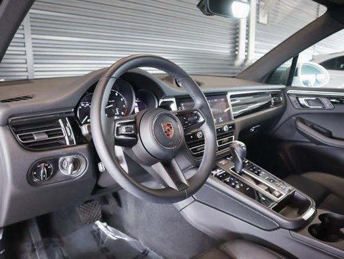 White 2024 Porsche Macan Macan