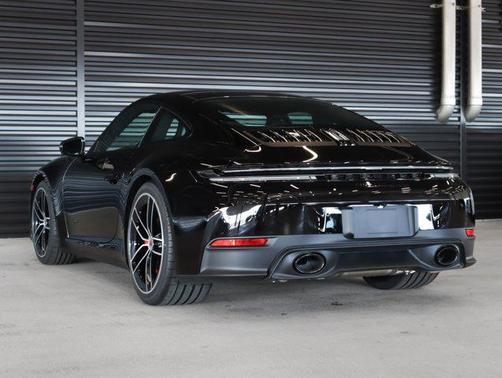 2026 Porsche 911 Carrera 4S