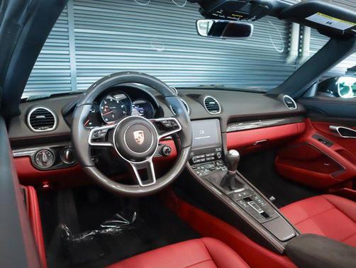 2024 Porsche 718 Boxster Style Edition