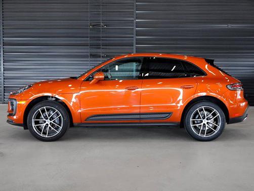 Papaya Metallic 2022 Porsche Macan Macan