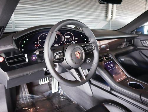 2026 Porsche Taycan 4S