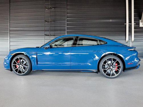 2026 Porsche Taycan 4S