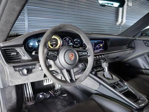 2024 Porsche 911 GT3 w/Touring Package