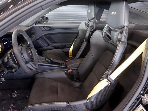 2024 Porsche 911 GT3 w/Touring Package