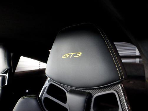 2024 Porsche 911 GT3 w/Touring Package