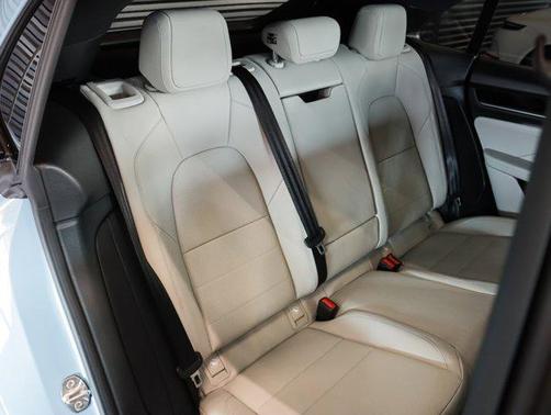 2026 Porsche Macan Electric