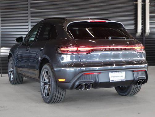 Volcano Gry 2026 Porsche Macan T