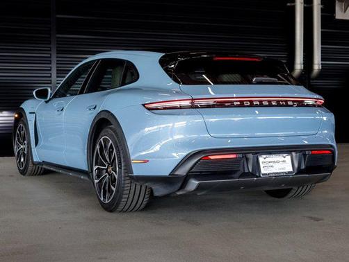 2022 Porsche Taycan 4