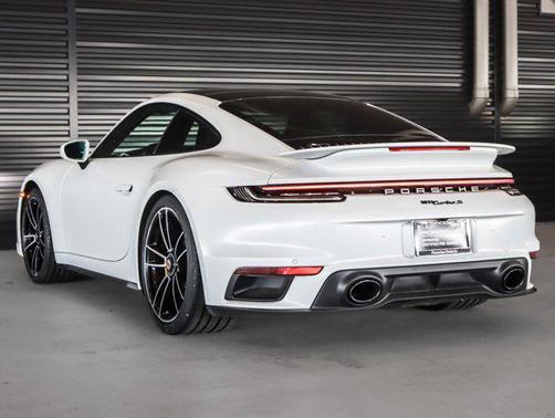 2022 Porsche 911 Turbo S