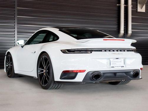 2022 Porsche 911 Turbo S