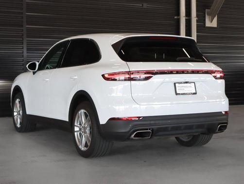 2023 Porsche Cayenne AWD