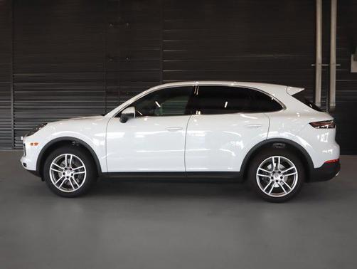 2023 Porsche Cayenne AWD