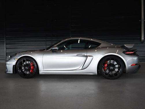 2021 Porsche 718 Cayman GT4