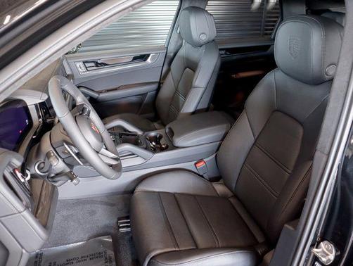 2026 Porsche Cayenne GTS