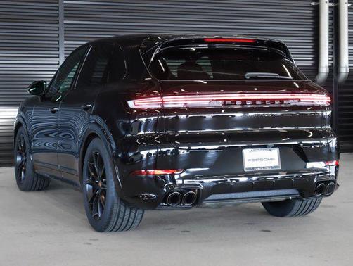 2026 Porsche Cayenne GTS