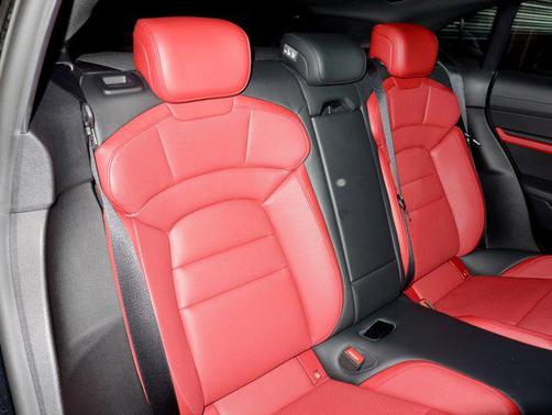 2024 Porsche Taycan Cross Turismo 4S