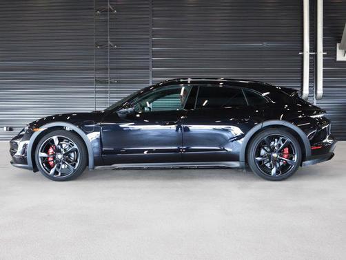 2024 Porsche Taycan Cross Turismo 4S