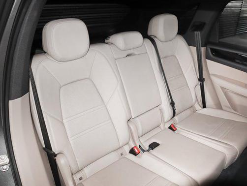 2021 Porsche Cayenne AWD