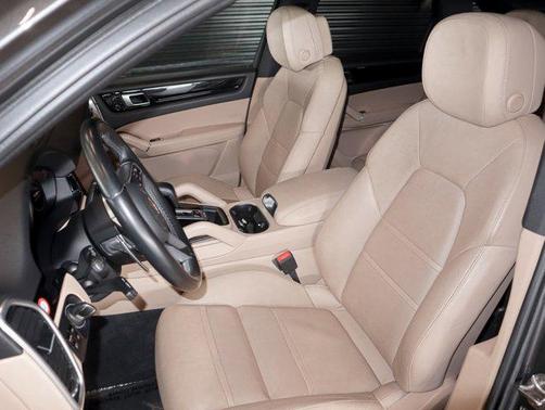 2021 Porsche Cayenne AWD