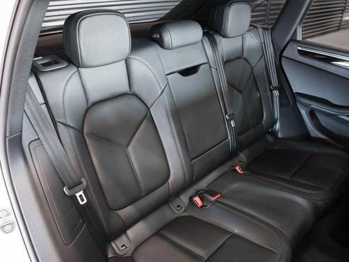 2026 Porsche Macan T