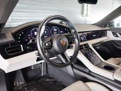 2021 Porsche Taycan Turbo S
