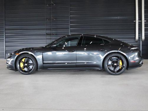 2021 Porsche Taycan Turbo S
