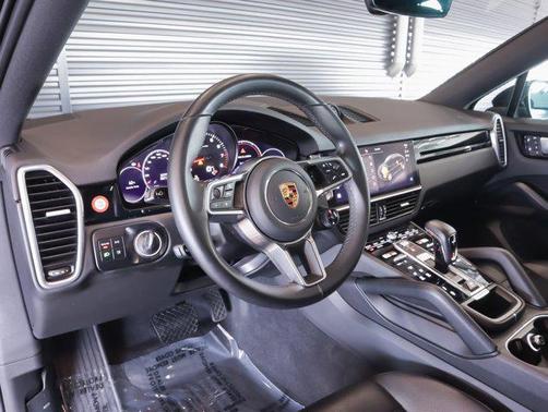 2023 Porsche Cayenne Cayenne