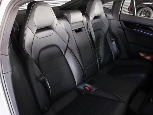Ice Grey Metallic 2025 Porsche Panamera 4