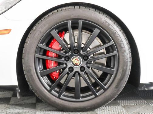 2023 Porsche Panamera GTS