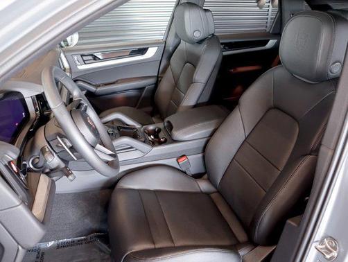 2025 Porsche Cayenne Cayenne