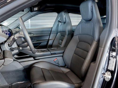 2026 Porsche Taycan 4S