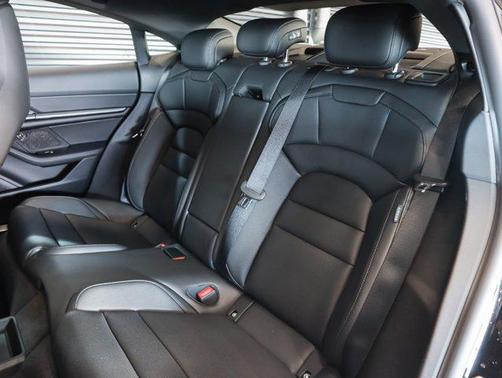 2026 Porsche Taycan 4S