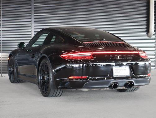 Guards Red 2018 Porsche 911 Carrera 4 GTS