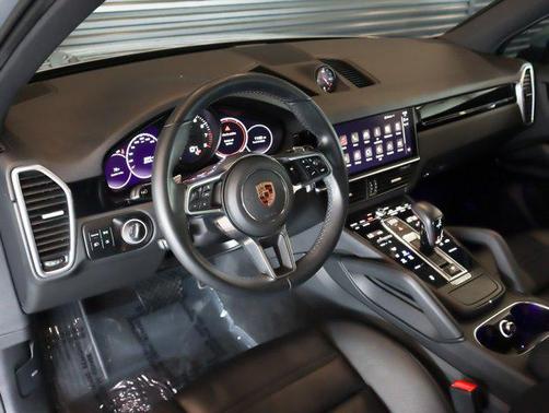 2023 Porsche Cayenne AWD