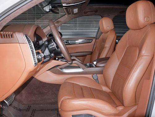 2020 Porsche Cayenne Turbo