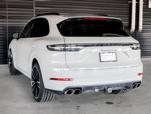 2020 Porsche Cayenne Turbo