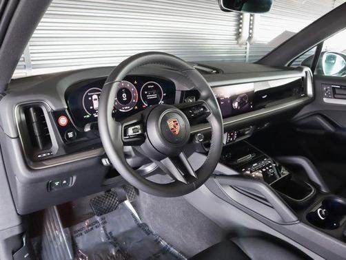 2025 Porsche Cayenne Cayenne