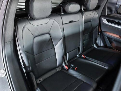 2025 Porsche Cayenne Cayenne