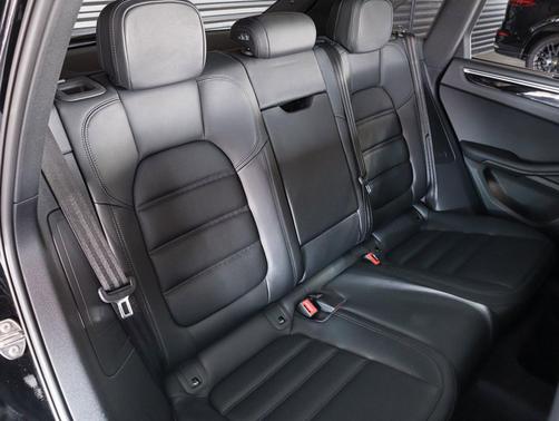 Black 2024 Porsche Macan Macan