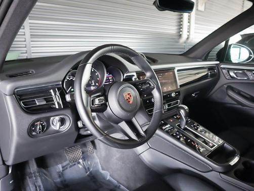 Black 2024 Porsche Macan Macan