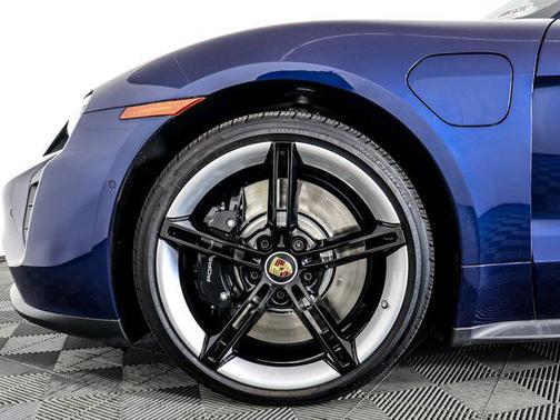 2024 Porsche Taycan GTS