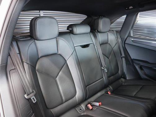 2026 Porsche Macan GTS