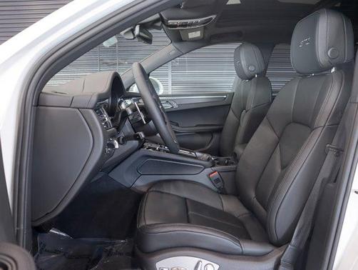 2026 Porsche Macan GTS