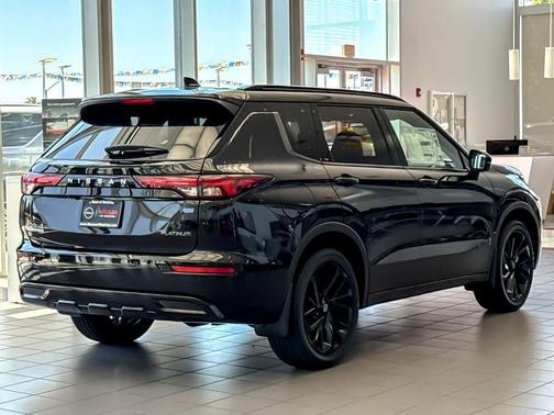 Cosmic Black 2026 Nissan Rogue Platinum