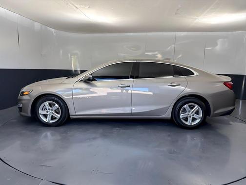 Mineral Gray Metallic 2023 Chevrolet Malibu FWD 1LT
