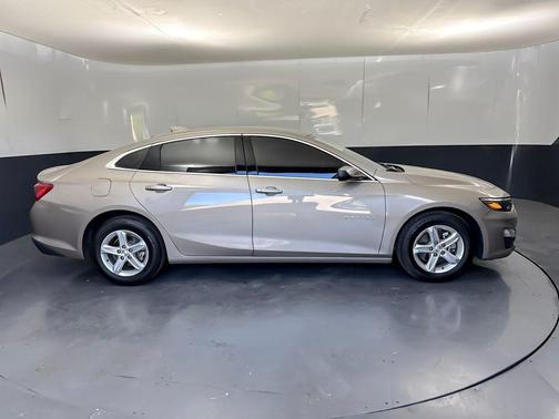 Mineral Gray Metallic 2023 Chevrolet Malibu FWD 1LT